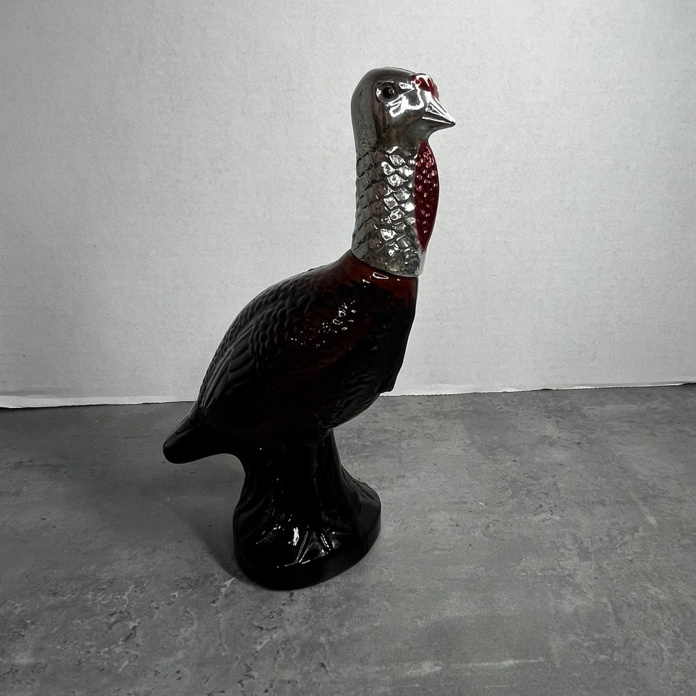 Vintage Avon Wild Turkey Decanter Amber Glass Silver Head Figurine Bottle Full‎